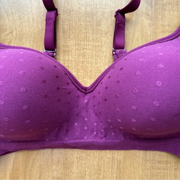 Beauty By Bali Women's Foam Wirefree Bra Size 38B - Plum Purple Polka Dot - Picture 4 of 16